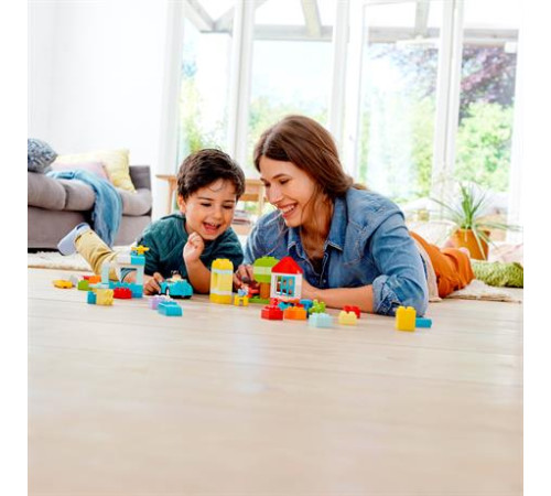 Конструктор LEGO DUPLO Classic Коробка з кубиками 65 ел. (10913) Конструктор LEGO DUPLO Classic Коробка з кубиками 65 ел. (10913)