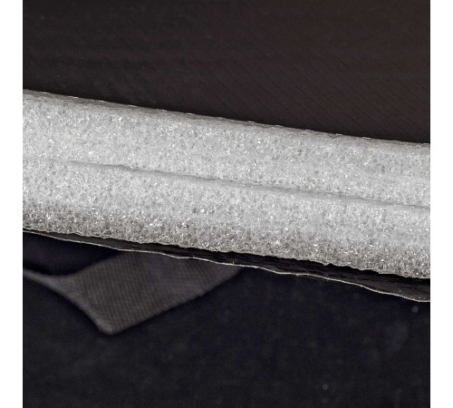 Батут CORNILLEAU 312081 з внутрішньою сіткою 244 см чорний Батут CORNILLEAU 312081 з внутрішньою сіткою 244 см чорний