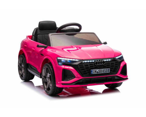 Автомобіль Audi SQ8 Pink