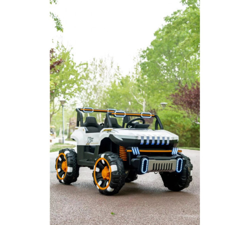 Дитяча акумуляторна машинка Spoko SP-8688 Біла