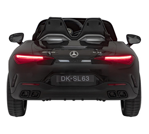 Дитяча акумуляторна машинка Mercedes Benz AMG SL63 Чорна Дитяча акумуляторна машинка Mercedes Benz AMG SL63 Чорна