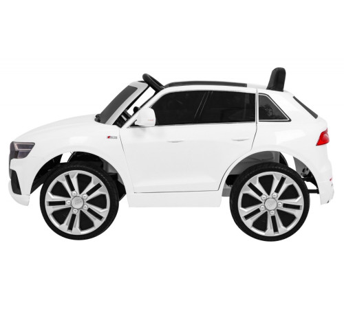 Дитяча акумуляторна машинка Audi Q8 Біла Дитяча акумуляторна машинка Audi Q8 Біла