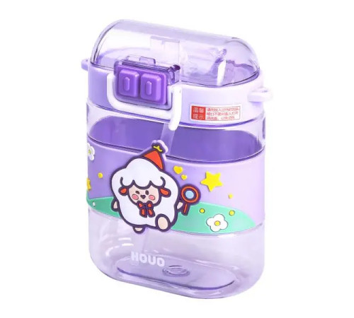 Дитяча пляшка для води Yiwu Magic Lamb 560 мл з ремінцем, фіолетова Дитяча пляшка для води Yiwu Magic Lamb 560 мл з ремінцем, фіолетова