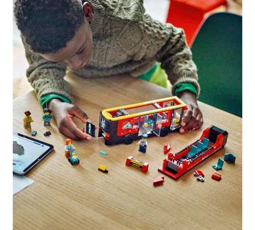 Конструктор LEGO City Червоний двоповерховий екскурсійний автобус 384 ел. (60407) Конструктор LEGO City Червоний двоповерховий екскурсійний автобус 384 ел. (60407)