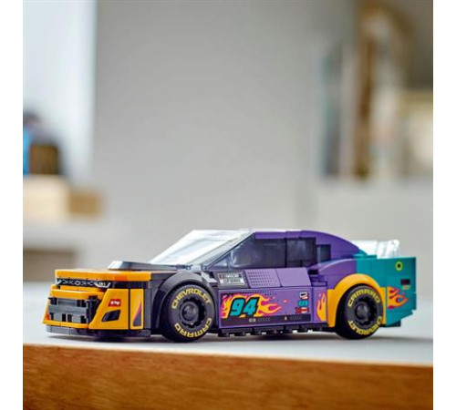 Конструктор LEGO Speed Champions NASCAR Next Gen Chevrolet Camaro ZL1, 328 ел. (76935)