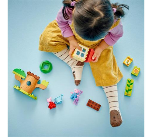 Конструктор LEGO DUPLO Сад і будиночок на дереві Пеппи 20 деталей (10431) Конструктор LEGO DUPLO Сад і будиночок на дереві Пеппи 20 деталей (10431)