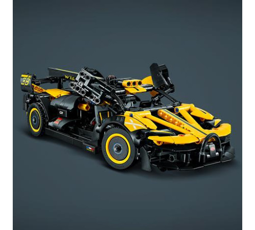 Конструктор LEGO Techniс Bugatti Bolide 905 ел. (42151)