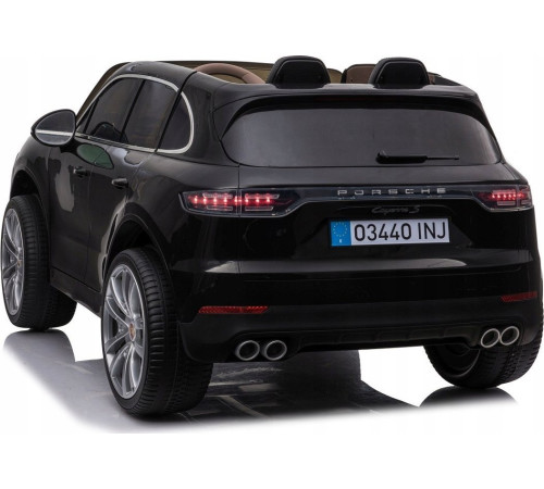 Дитяча акумуляторна машинка Porsche Cayenne S Чорна Дитяча акумуляторна машинка Porsche Cayenne S Чорна