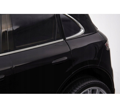 Дитяча акумуляторна машинка Porsche Cayenne S Чорна Дитяча акумуляторна машинка Porsche Cayenne S Чорна