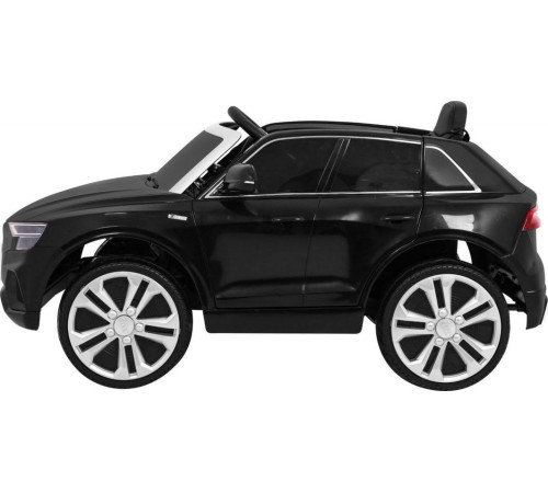 Дитяча акумуляторна машинка Audi Q8 Чорна Дитяча акумуляторна машинка Audi Q8 Чорна