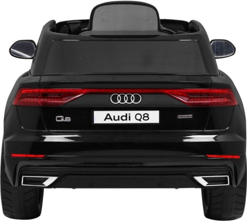Дитяча акумуляторна машинка Audi Q8 Чорна Дитяча акумуляторна машинка Audi Q8 Чорна