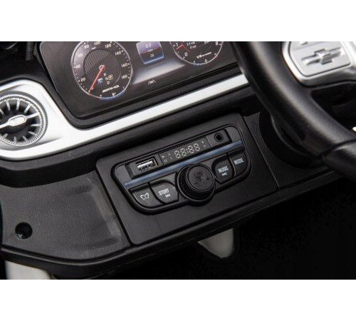Дитяча акумуляторна машинка Mercedes Benz G63 AMG XXL Чорна Дитяча акумуляторна машинка Mercedes Benz G63 AMG XXL Чорна