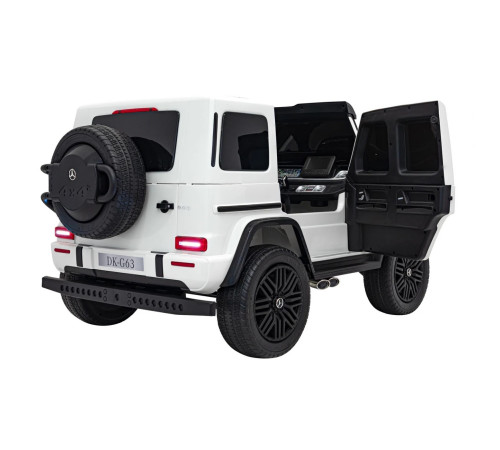 Дитяча акумуляторна машинка Mercedes Benz G63 AMG XXL MP4 Біла